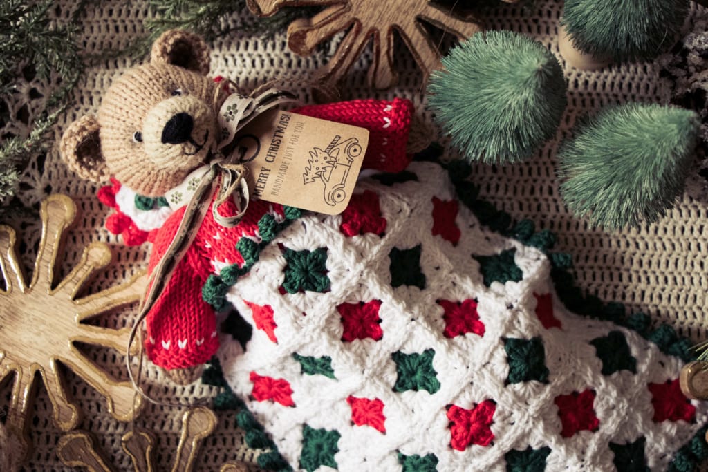 Granny Square Christmas blanket for toys