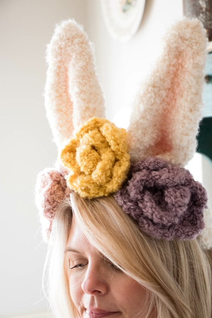 Crochet Easter bunny headband
