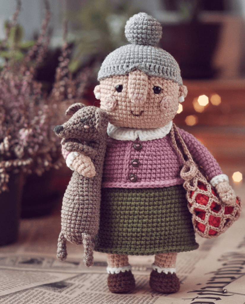 Granny doll hot sale crochet pattern