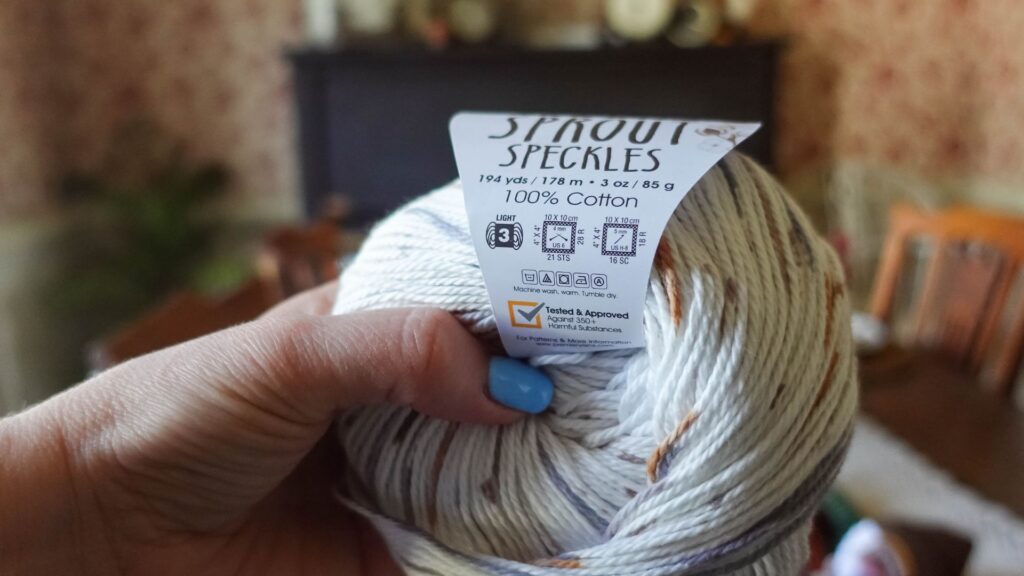 5 WAYS TO RE-USE YARN SCRAPS (AND WHY YOU SHOULD!) – Hook🔸Yarn